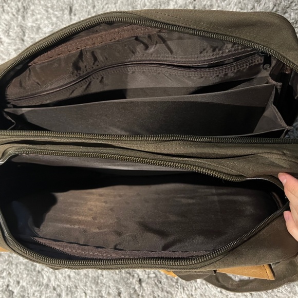 Vintage Roots Sling bag - Picture 4 of 6